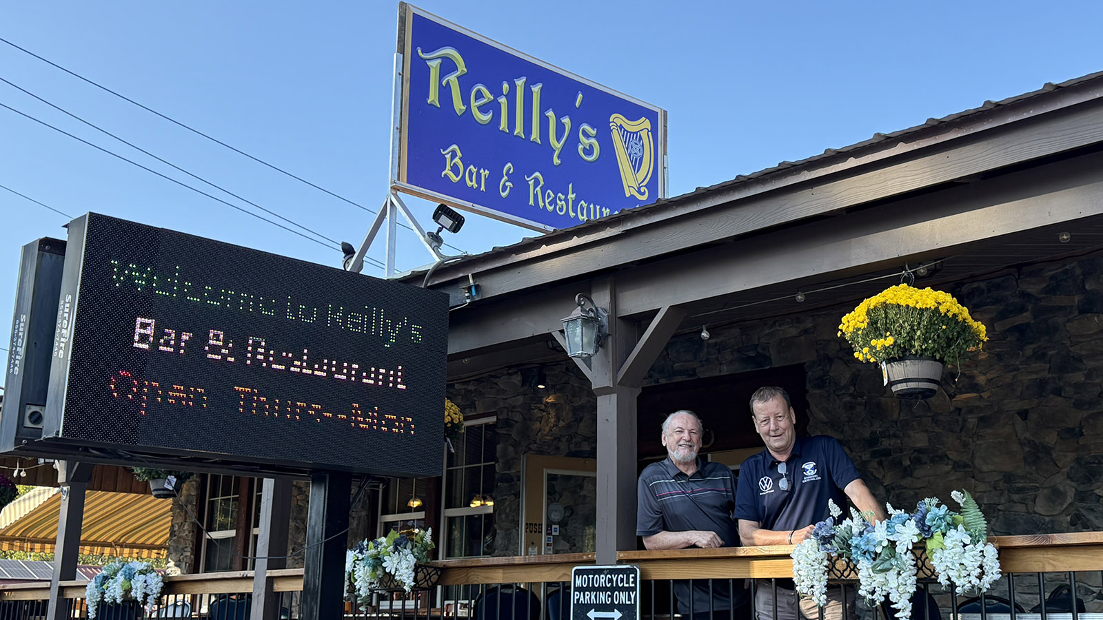 Reilly’s Bar & Restaurant: The Emerald Isle’s Latest Gem